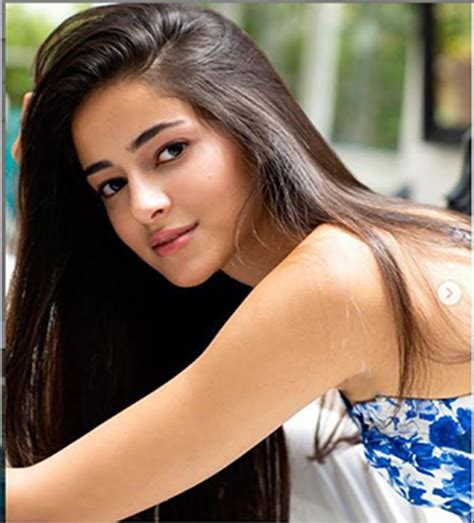 ananya pandey weight|Ananya Pandey Wiki, Age, Biography, Boyfriend,。